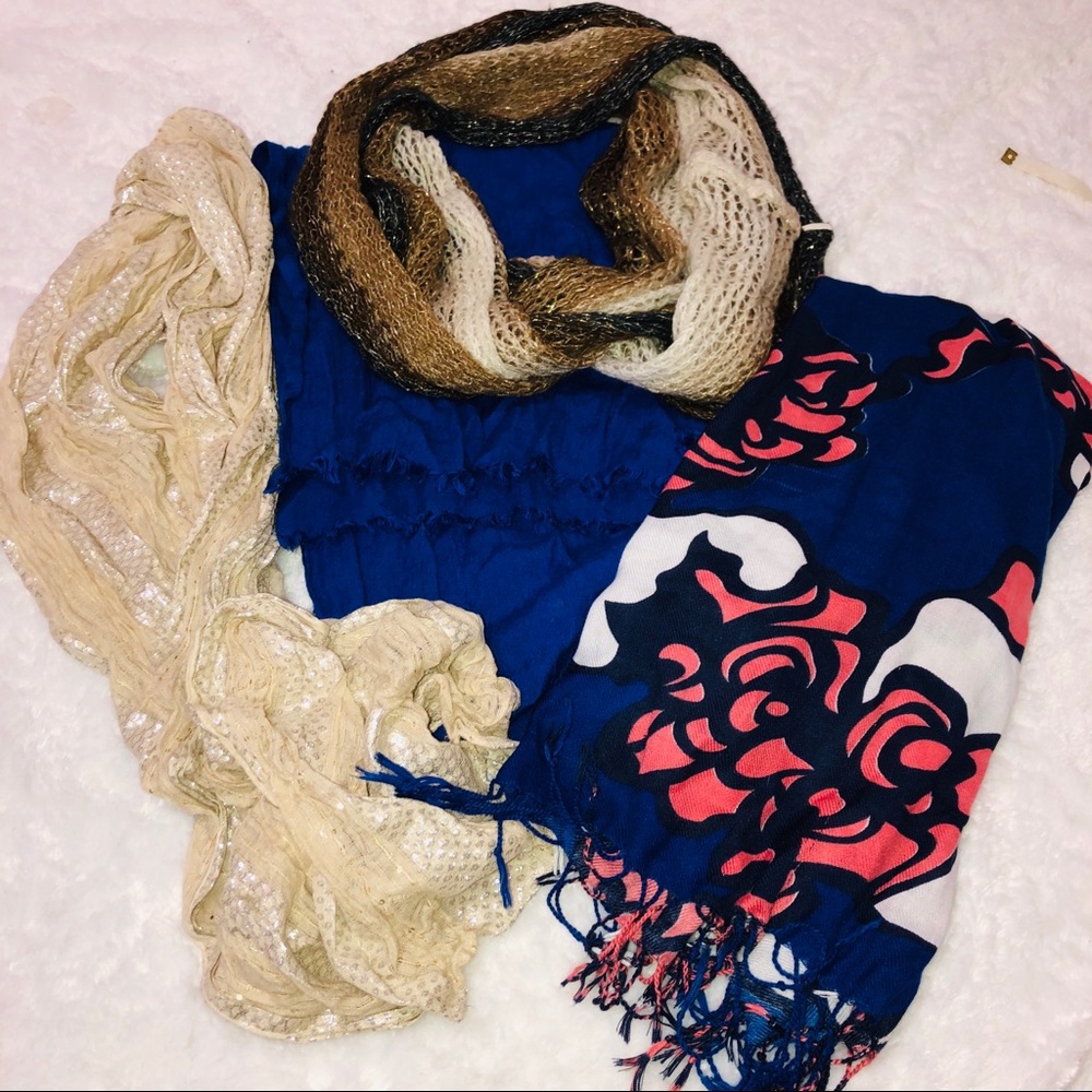 Scarf bundle of 4